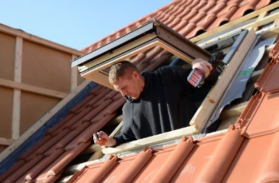 Pose de fenêtres de toit Velux à Torcheville